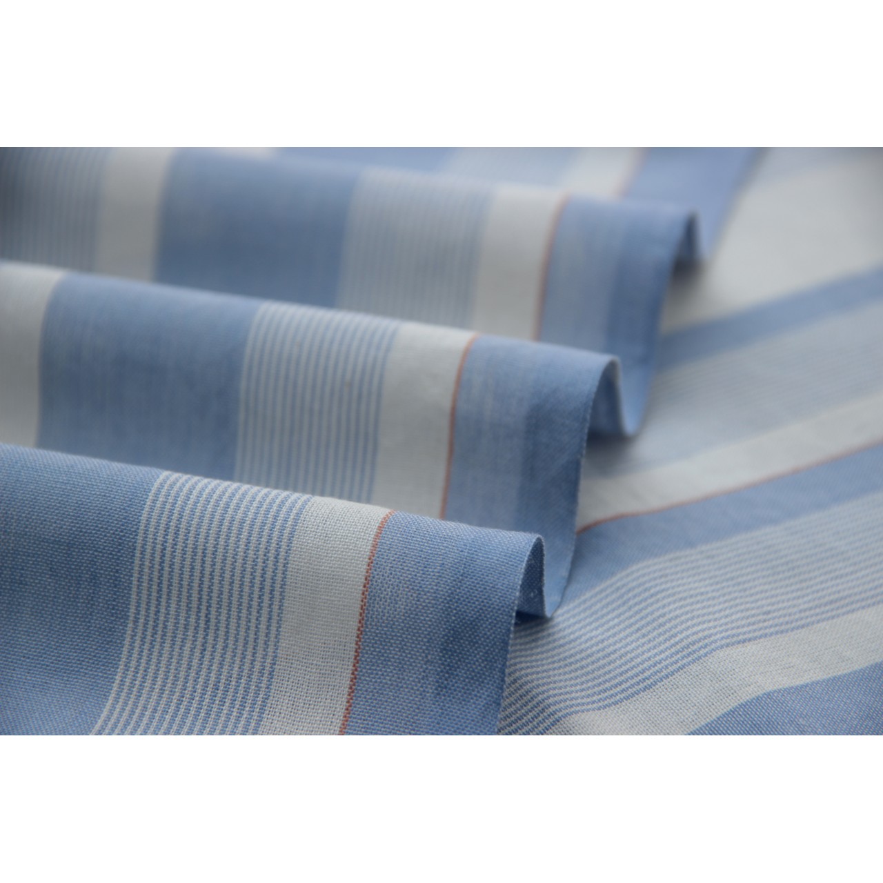 (208) Cotton Azo free dyed yardage from Kutch - Ivory, periwinkle, vertical stripes