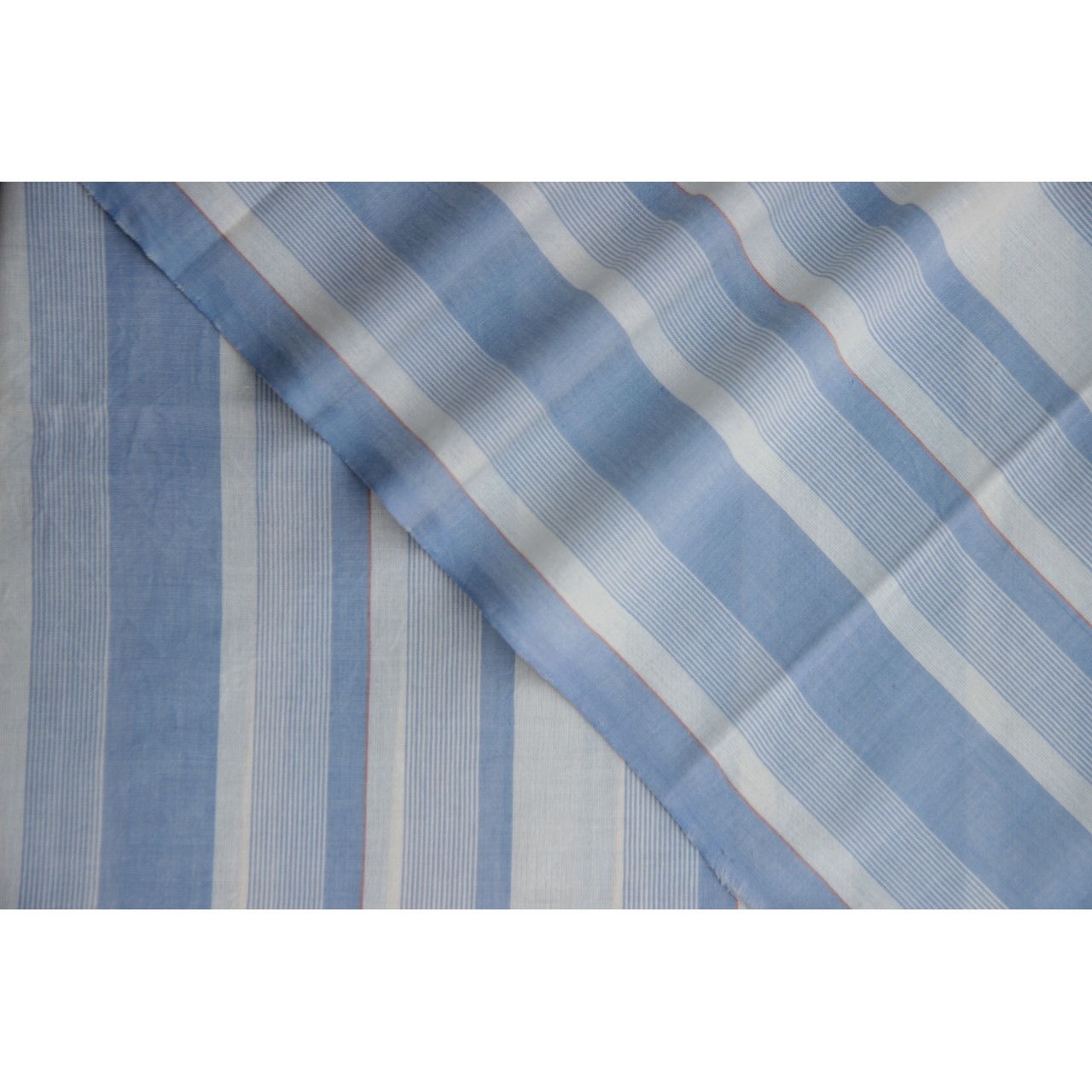 (208) Cotton Azo free dyed yardage from Kutch - Ivory, periwinkle, vertical stripes
