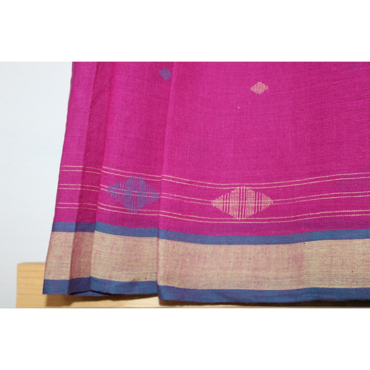 (1129) Cotton Azo-free dyed Jamdani sari from Burdwan with cotton motifs - Pink, indigo, light yellow