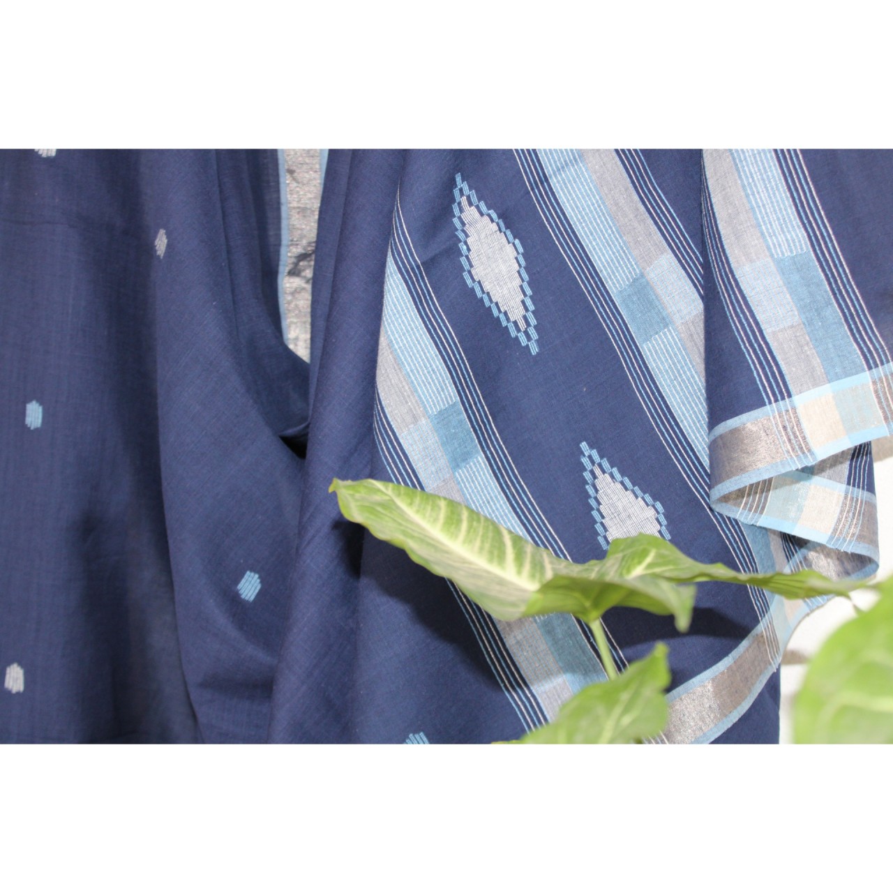 (1132) Cotton Azo-free dyed Jamdani sari from Burdwan with cotton motifs - Dark indigo, kora, azure