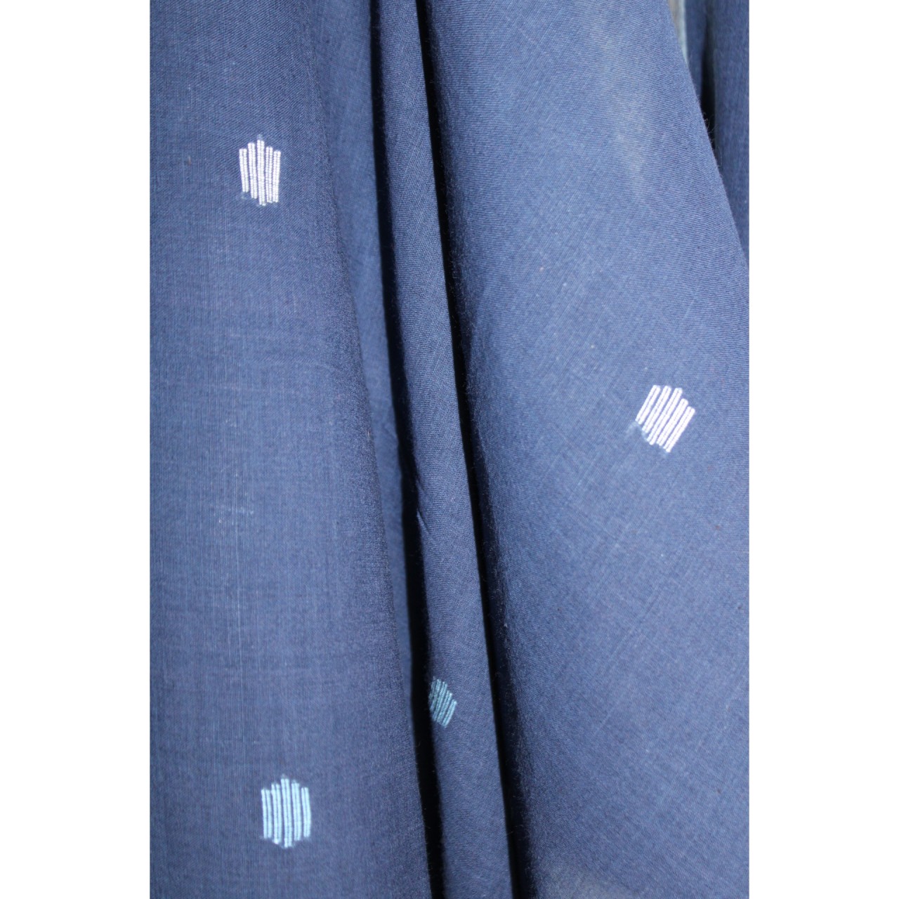 (1132) Cotton Azo-free dyed Jamdani sari from Burdwan with cotton motifs - Dark indigo, kora, azure