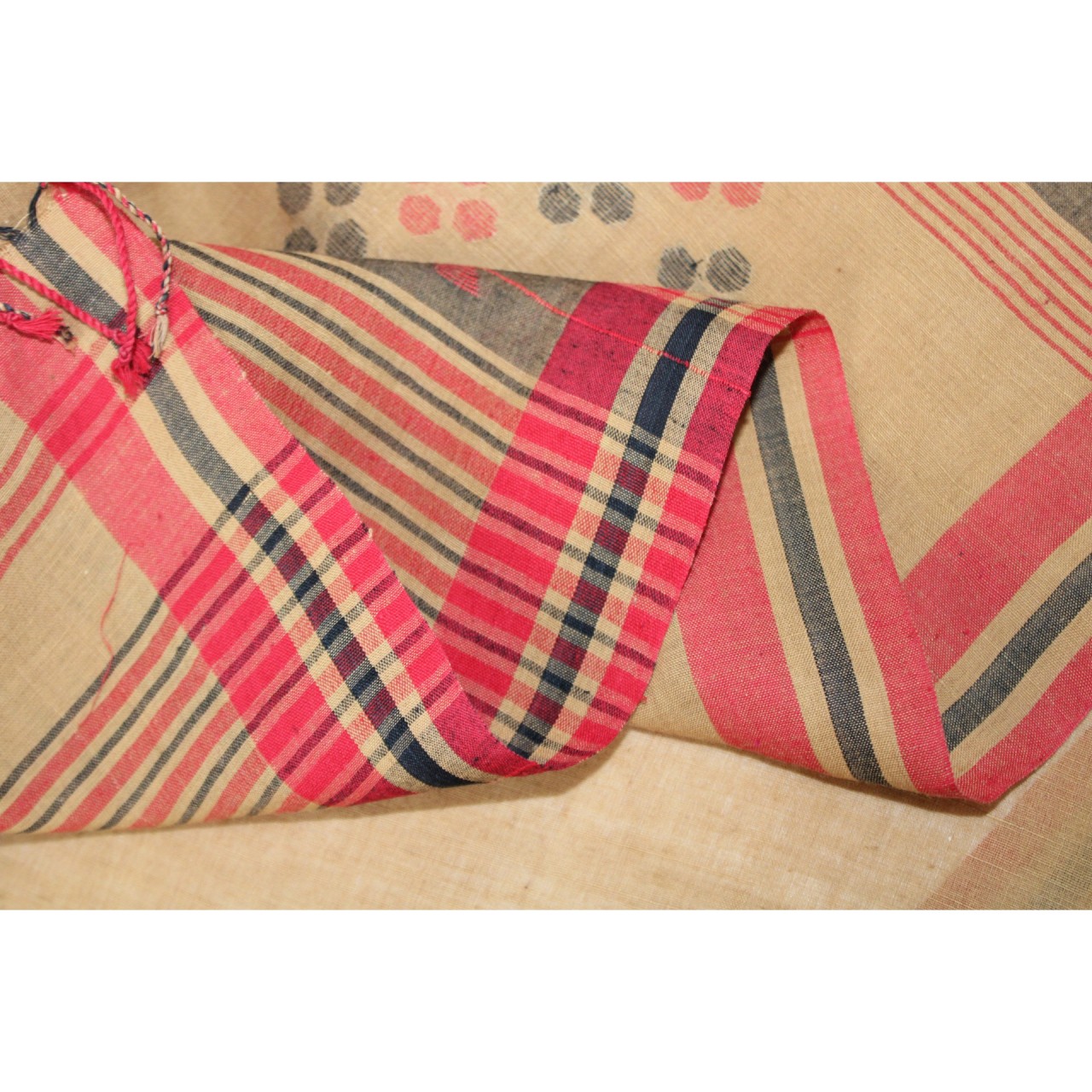 (1151) Cotton Azo-free dyed Jamdani sari from Burdwan with cotton motifs - Light brown, red, black
