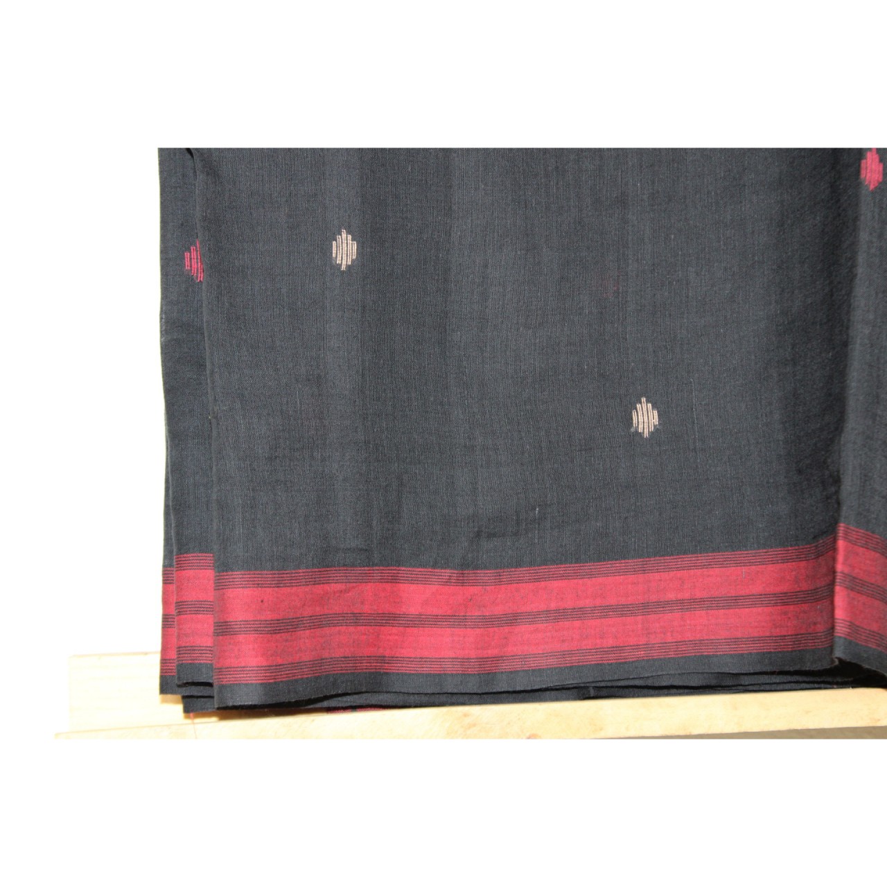 (1152) Cotton Azo-free dyed Jamdani sari from Burdwan with cotton motifs - Black, maroon