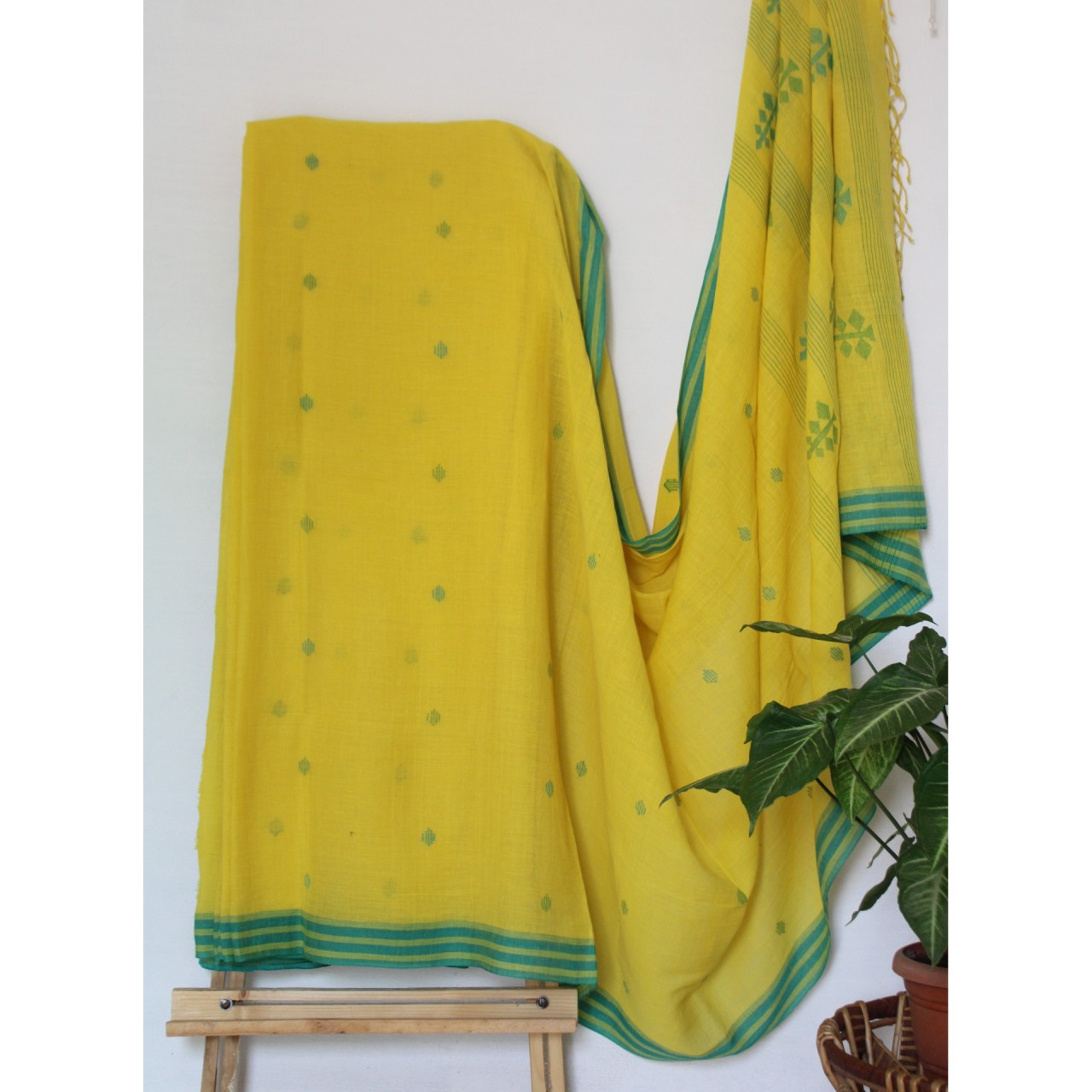 (1155) Cotton Azo-free dyed Jamdani sari from Burdwan with cotton motifs - Lemon yellow, sky blue, green