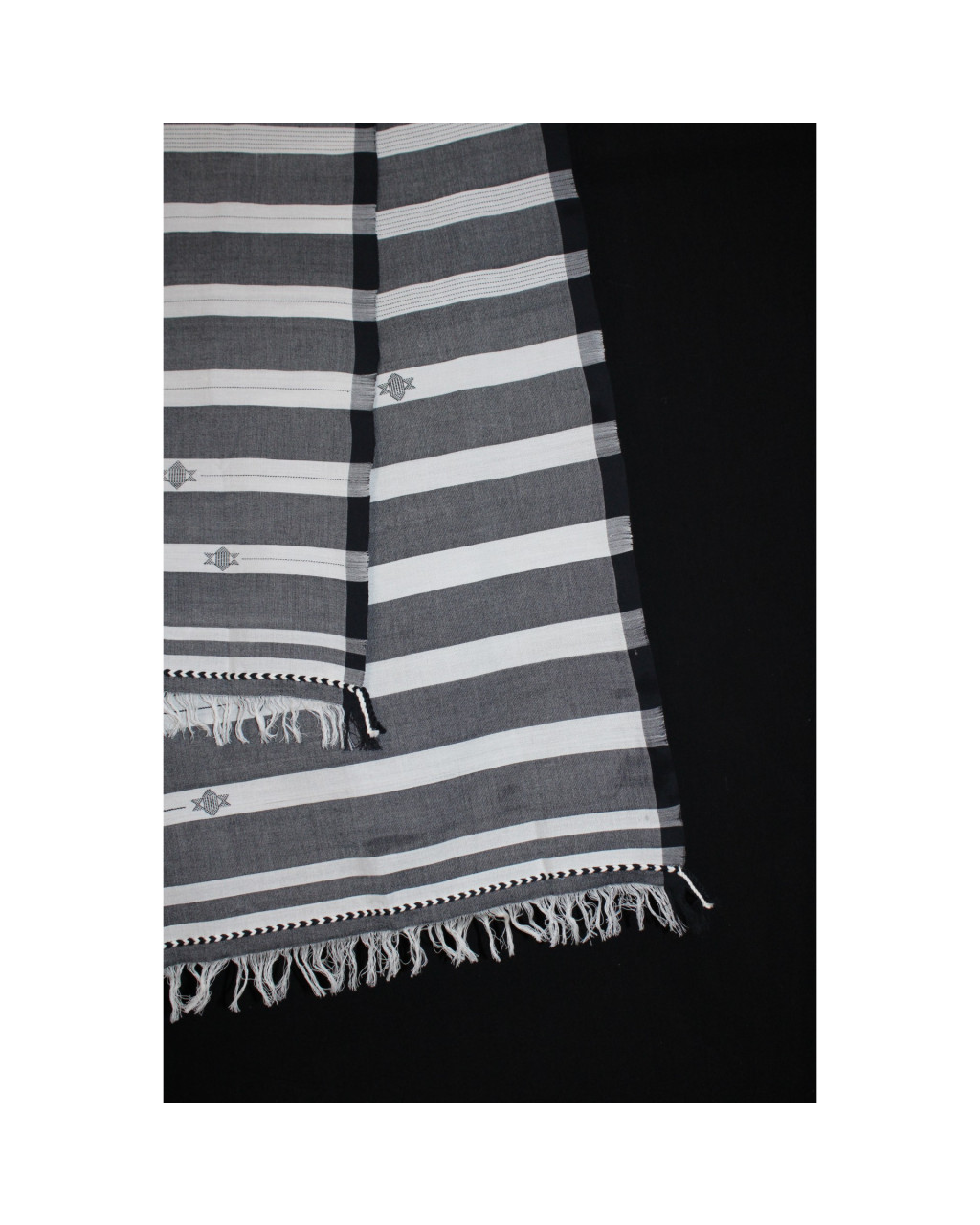 (1212) Cotton Azo-free dyed Kutchy stole from Kutch with cotton motifs and cotton motifs - Black, white, stripes, motif