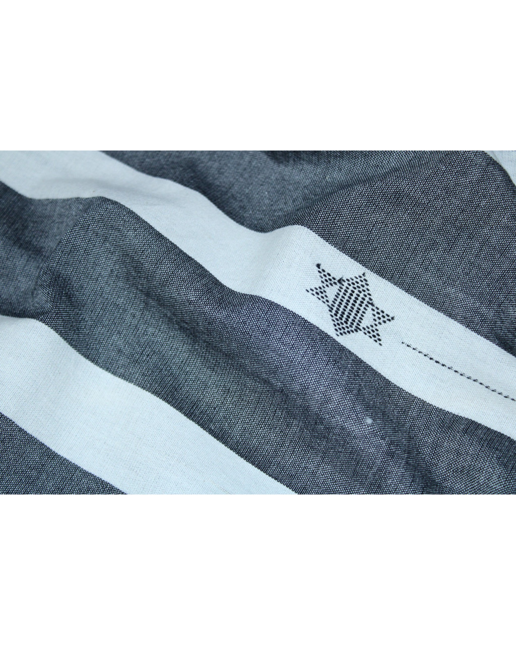 (1212) Cotton Azo-free dyed Kutchy stole from Kutch with cotton motifs and cotton motifs - Black, white, stripes, motif