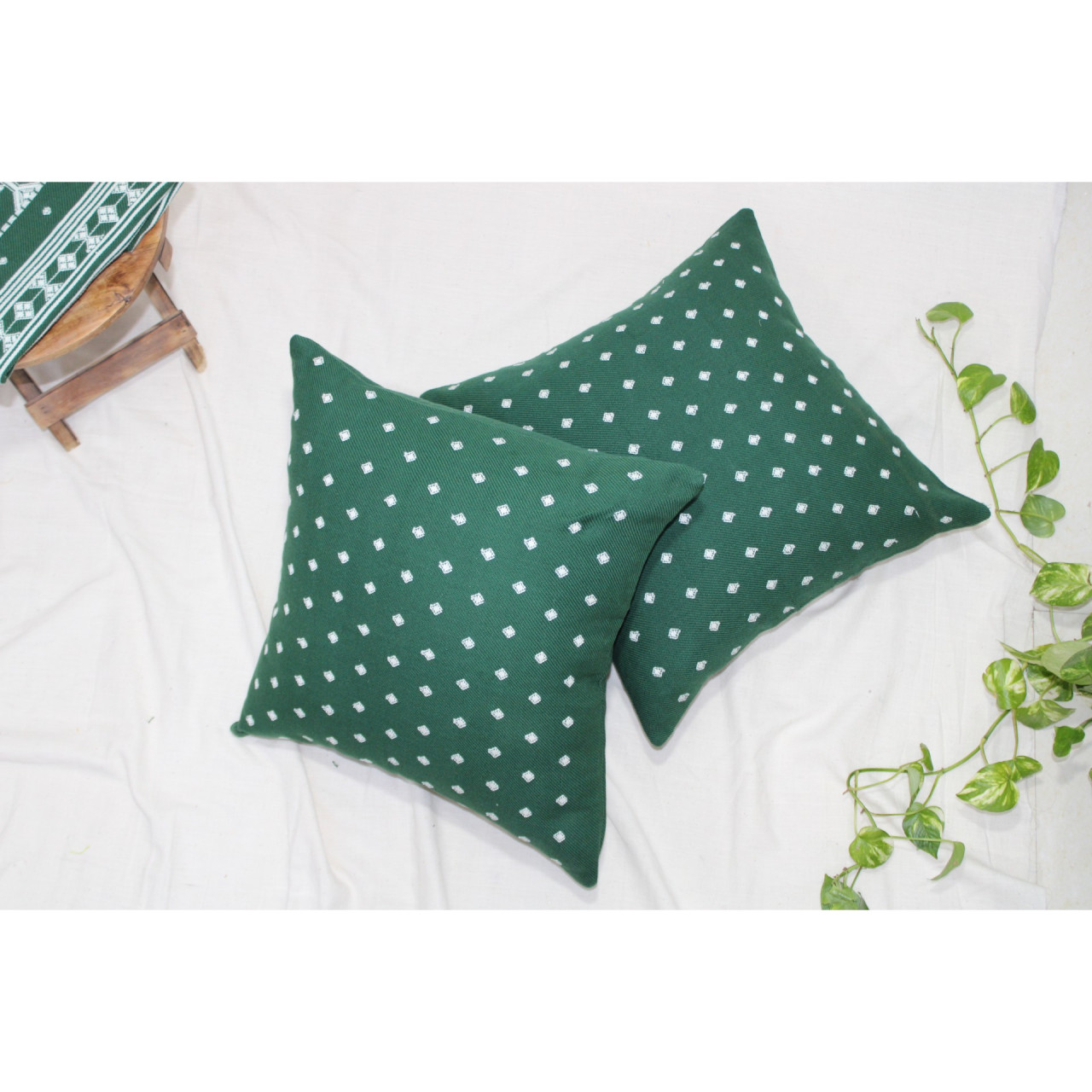 (1469) Cotton Azo-free dyed Kutchy cushion cover from Kutch with kala cotton extra-weft - Green, white, motif