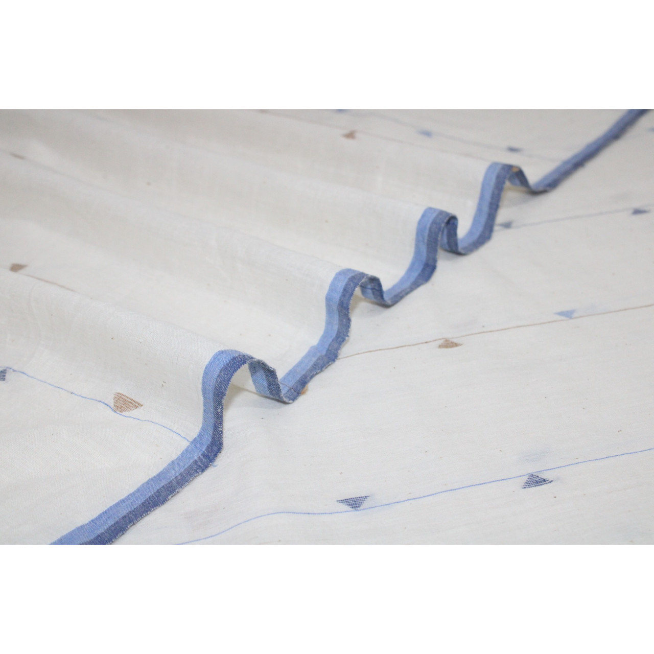(1548) Cotton and khadi  Azo-free dyed Jamdani yardage from Shantipur with cotton motifs and cotton motifs - White, sky blue, indigo, selvedge, brown, motif