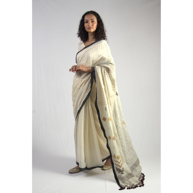 (2205) Cotton and mulberry silk Azo-free dyed Jamdani sari from Shantipur with cotton motifs and cotton motifs - White, light brown, mustard yellow, motif, stripes, black, pompoms, cream, brown, yellow