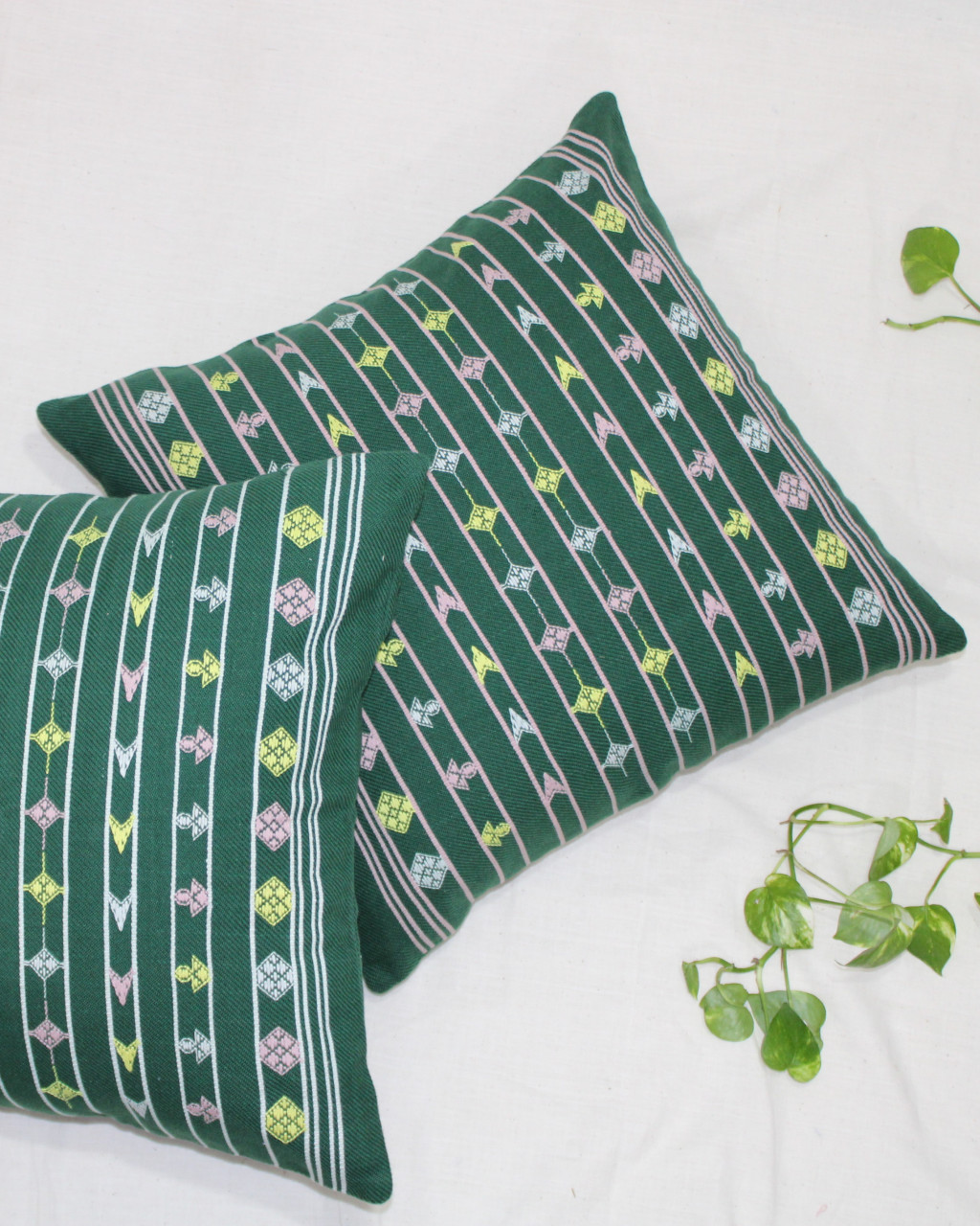 (1470) Kala cotton Azo-free dyed Kutchy cushion cover from Kutch with kala cotton extra-weft and kala cotton extra-weft - Green, white, pink, yellow, stripes