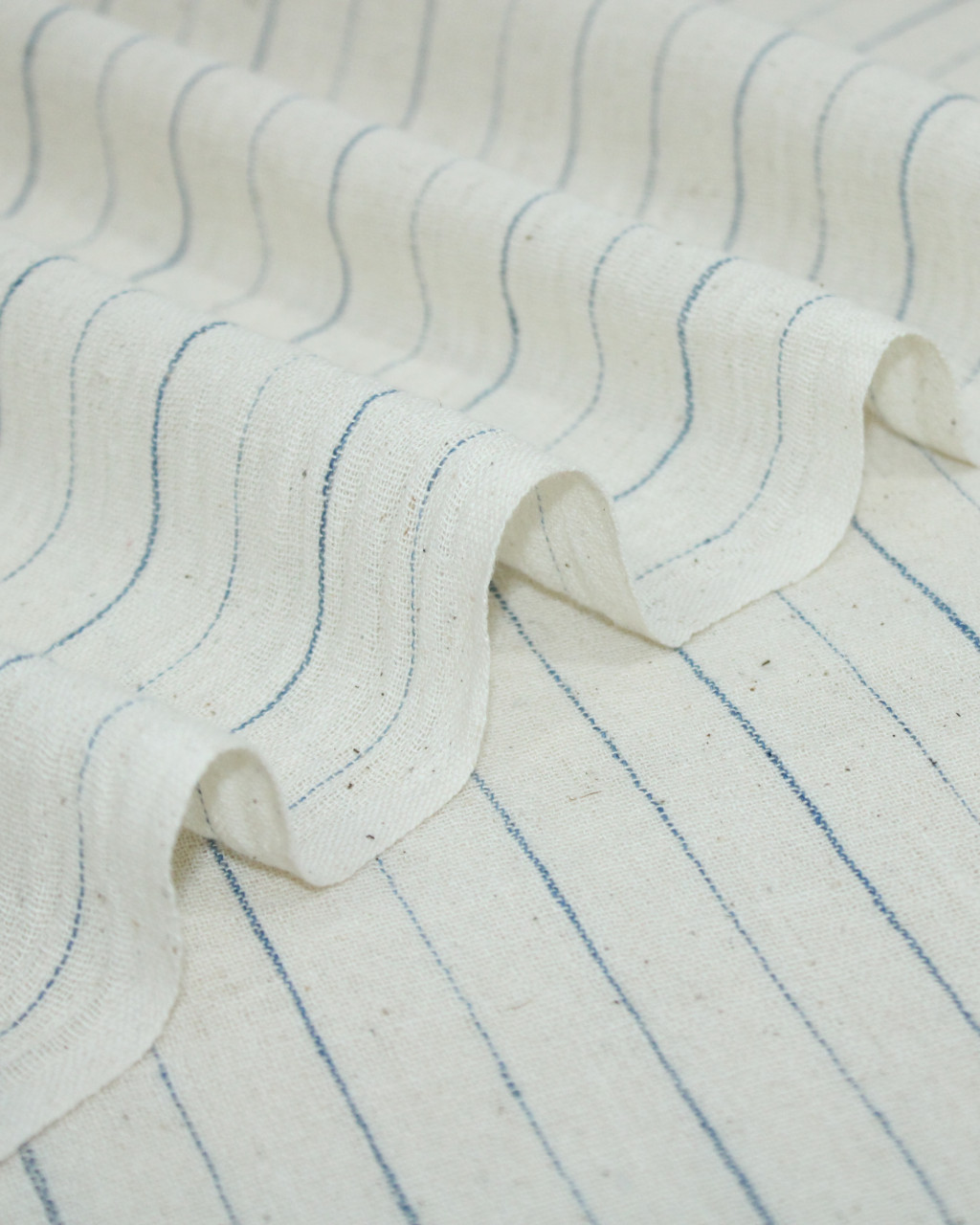 (1935) Kala cotton Azo-free dyed Kutchy yardage from Kutch - Off-white, blue, vertical stripes