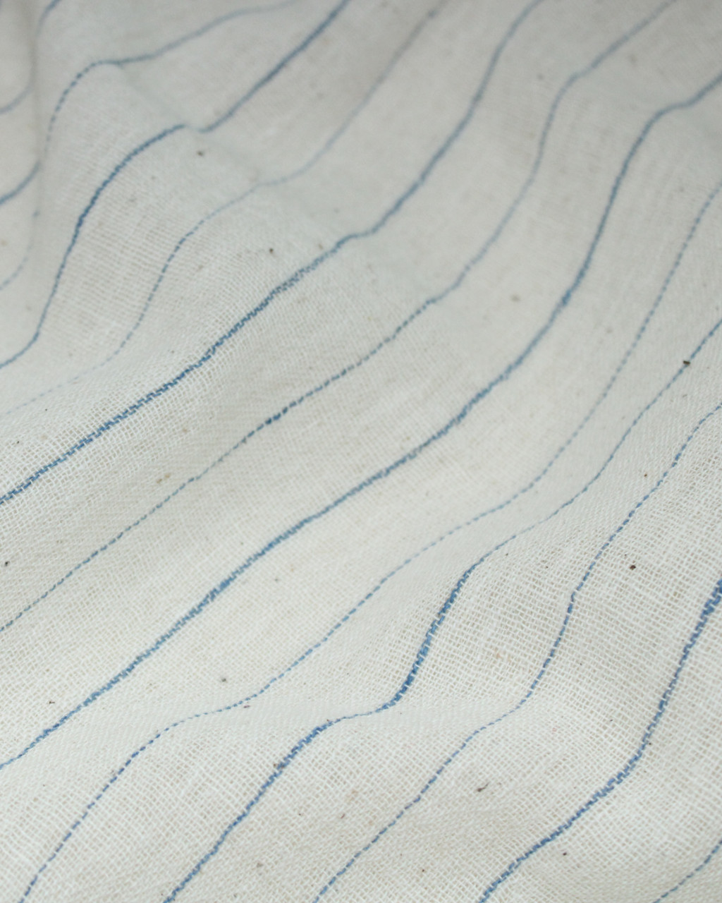 (1935) Kala cotton Azo-free dyed Kutchy yardage from Kutch - Off-white, blue, vertical stripes