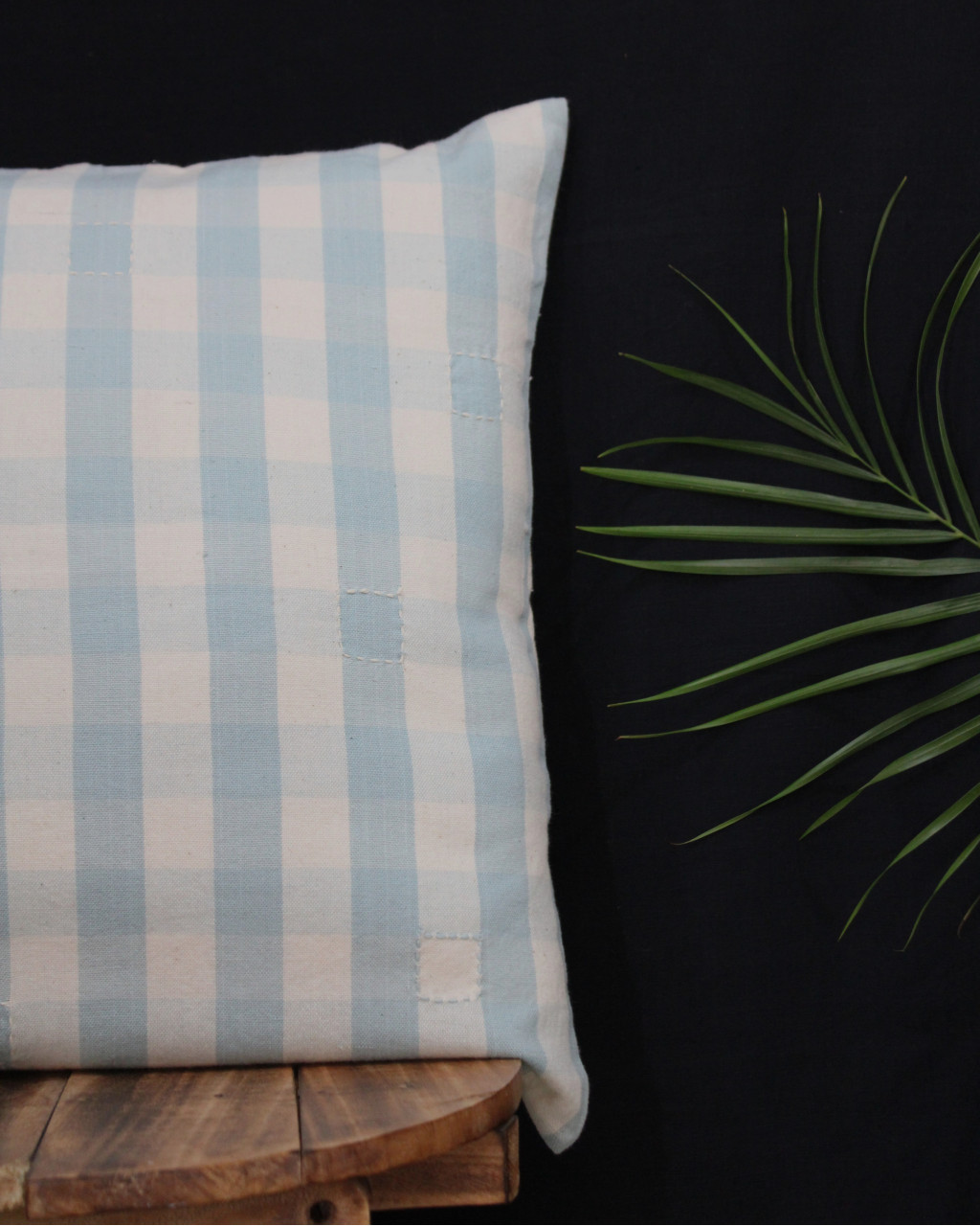 (1292) Cotton Azo-free dyed cushion cover from Maheshwar - Light green, white, checks