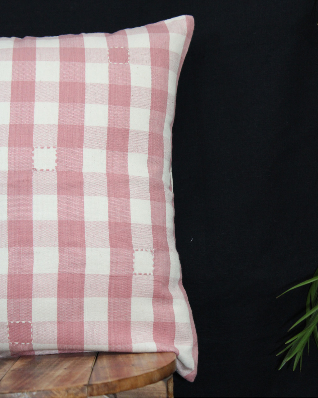 (1306) Cotton Azo-free dyed cushion cover from Maheshwar - Baby pink, white, checks