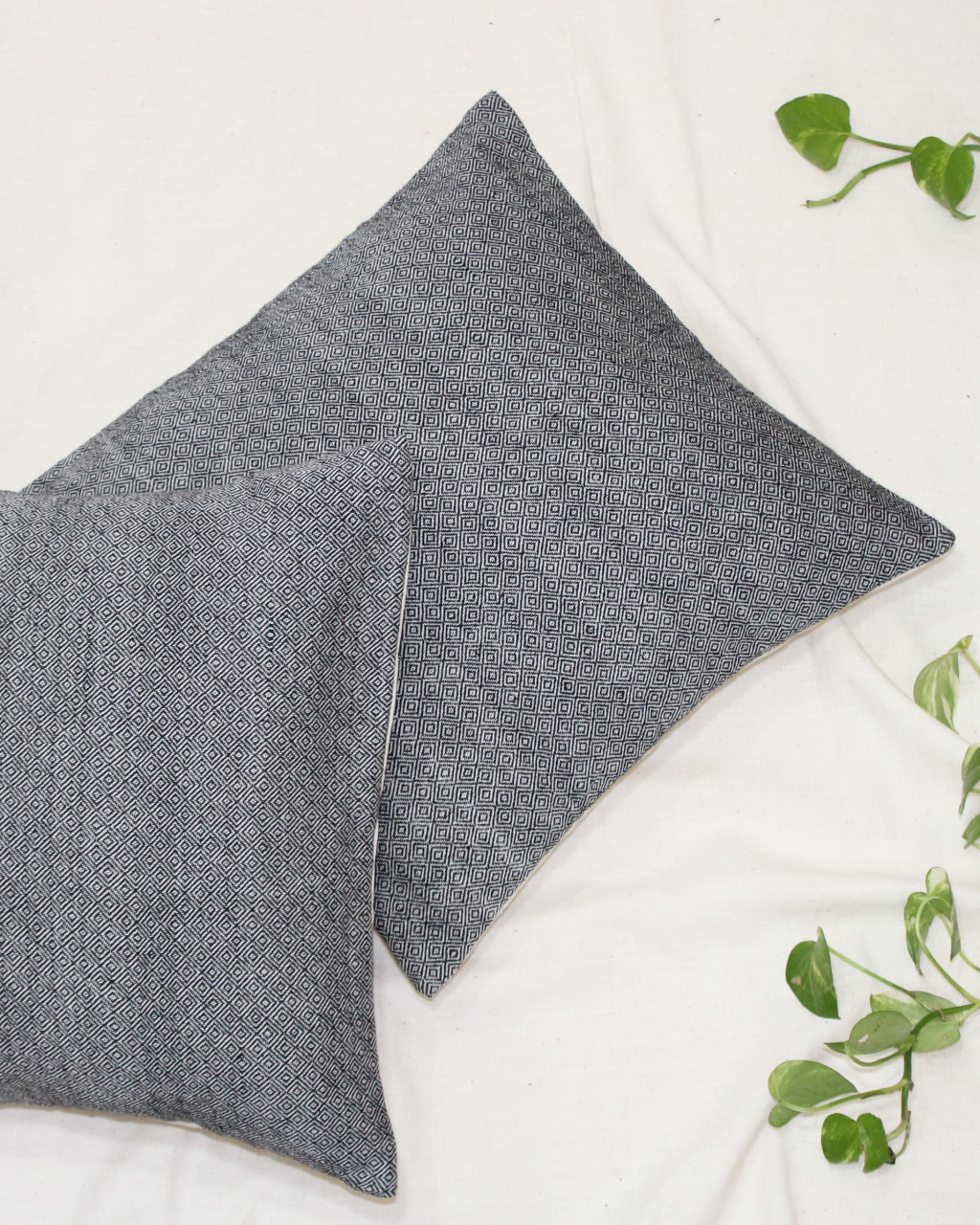 (1307) Cotton and kala cotton Azo-free dyed cushion cover from Maheshwar - Black, textured