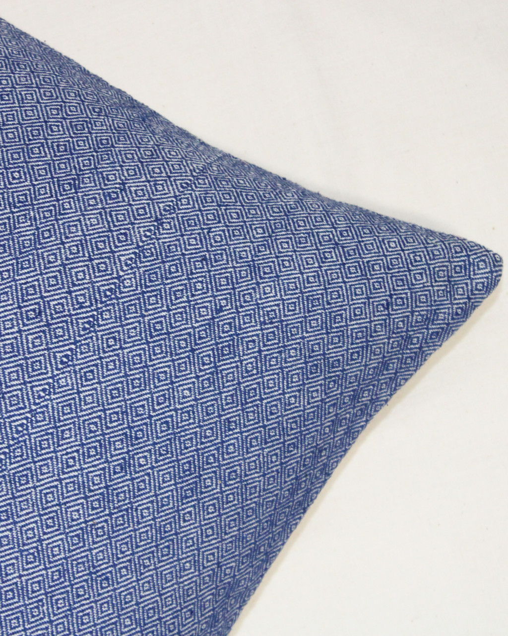 (1310) Cotton and kala cotton Azo-free dyed cushion cover from Maheshwar - Indigo, textured