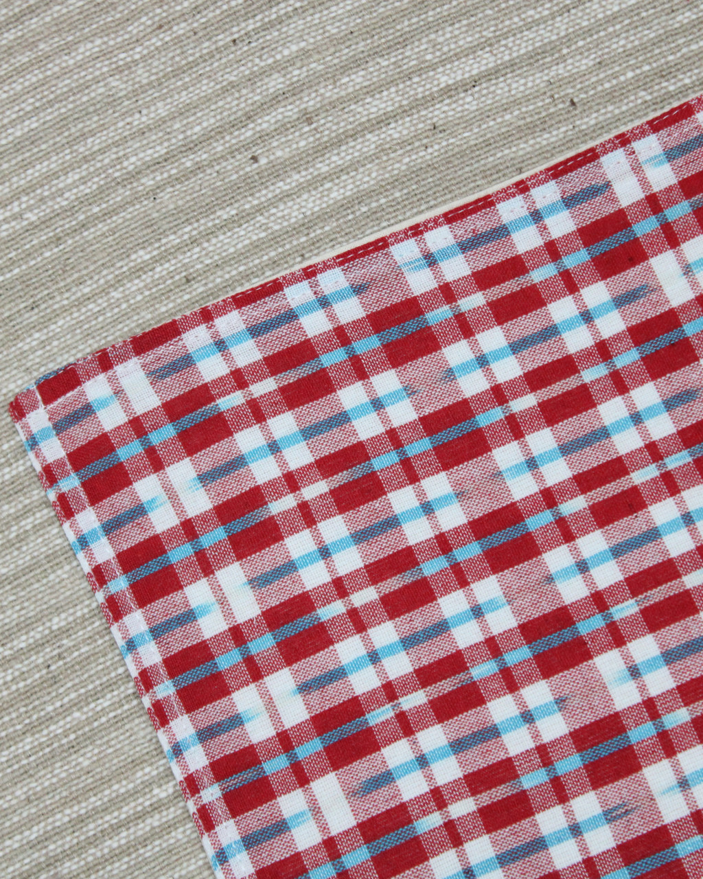 (1311) Cotton Azo-free dyed place mat from Maheshwar - Red, white, checks, sky blue