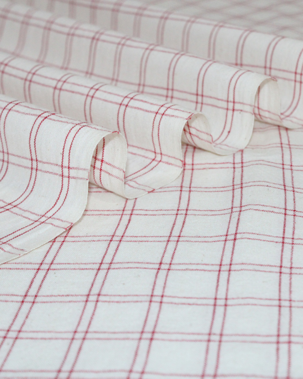 (1443) Cotton Azo-free dyed yardage from Maheshwar - White, red, checks