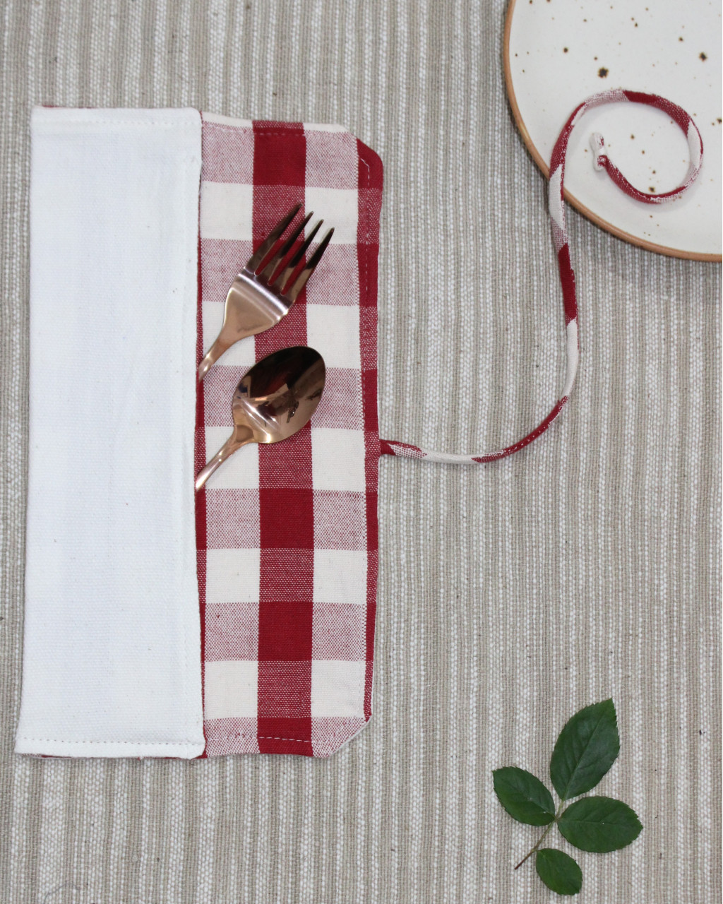 (1447) Kala cotton Azo-free dyed cutlery pouch from Maheshwar - Maroon, white, checks