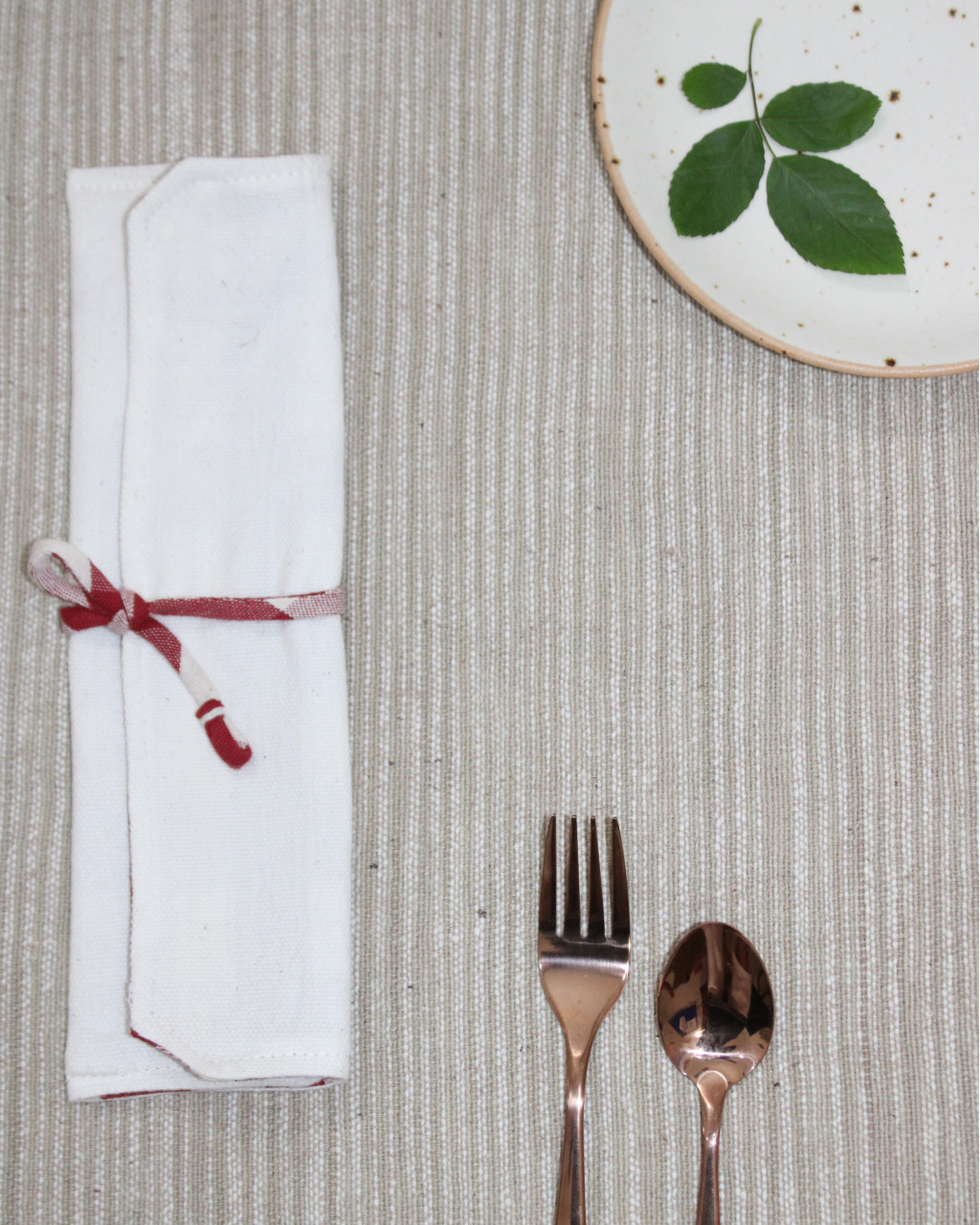 (1447) Kala cotton Azo-free dyed cutlery pouch from Maheshwar - Maroon, white, checks