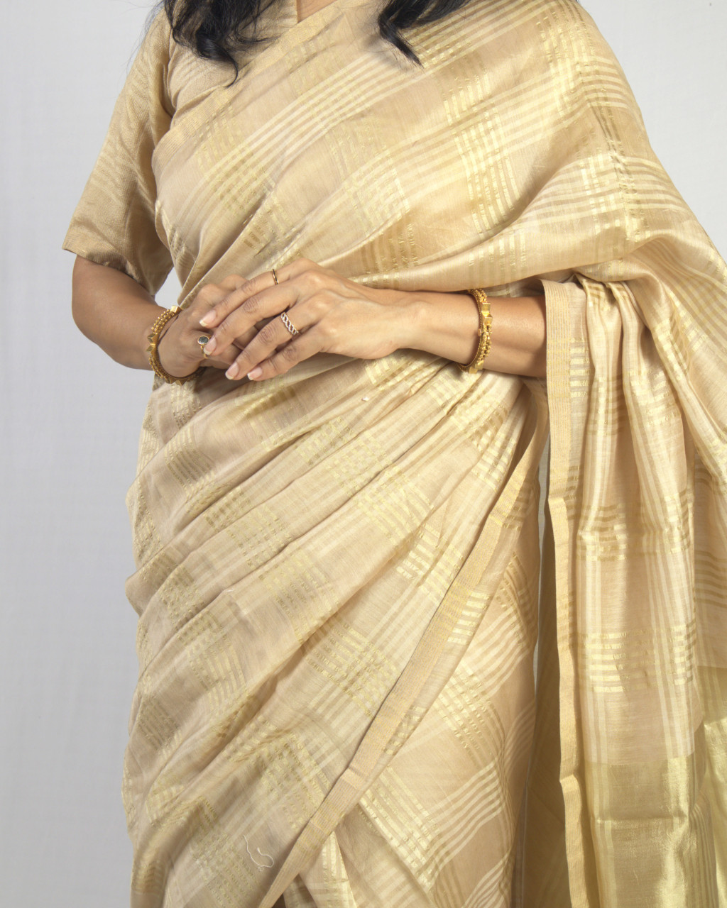 (1532) Mulberry silk, zari and cotton Azo-free dyed Contemporary sari from Maheshwar - Golden, beige, cream, checks, stripes