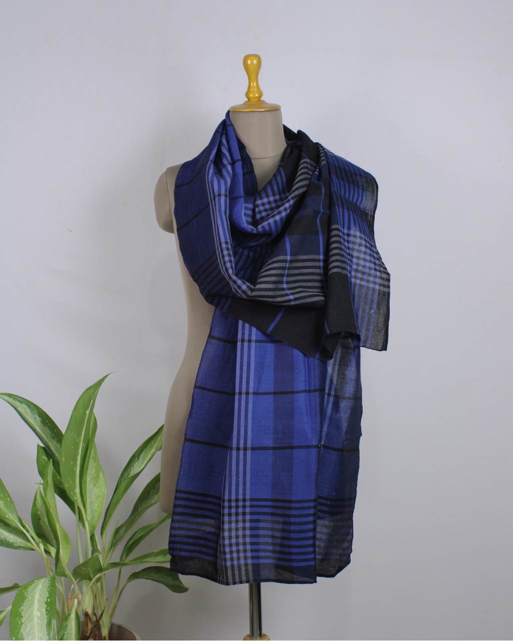 (2159) Khadi  and linen Azo-free dyed stole from Shantipur - Indigo, black, blue, stripes, checks