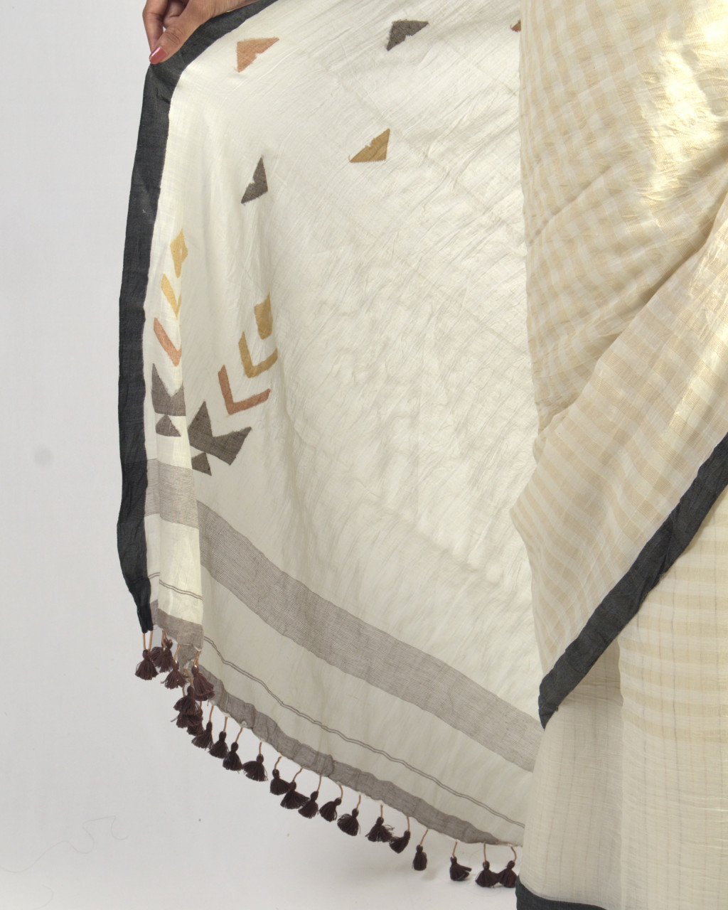 (2205) Cotton and mulberry silk Azo-free dyed Jamdani sari from Shantipur with cotton motifs and cotton motifs - White, light brown, mustard yellow, motif, stripes, black, pompoms, cream, brown, yellow